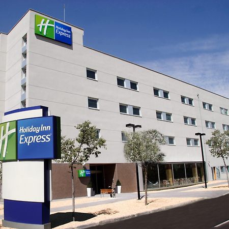 Holiday Inn Express Madrid-Getafe By Ihg Exterior foto